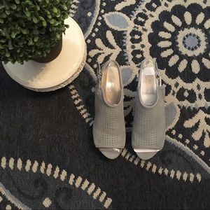 Seychelles Landscape Wedge Sandals Sz 8